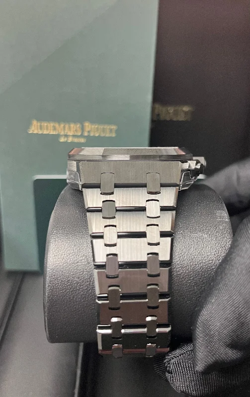 audemars-piguet-royal-oak-chronograph-41mm-ceramic-26240ce-oo-1225ce-02