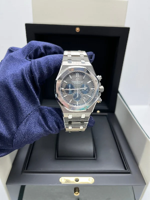 audemars-piguet-royal-oak-chronograph-platinum-titanium-limited-edition-ref-26331ip-oo-1220ip-01