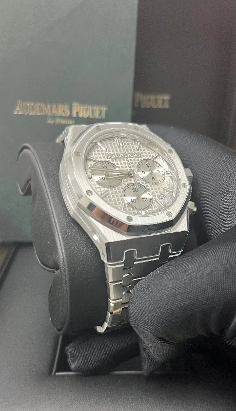 audemars-piguet-royal-oak-chronograph-white-dial-26240st-oo-1320st-07