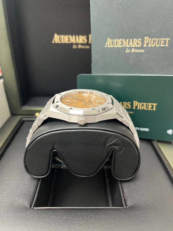 audemars-piguet-royal-oak-jumbo-18k-white-gold-extra-thin-salmon-dial-15202bc-oo-1240bc-01