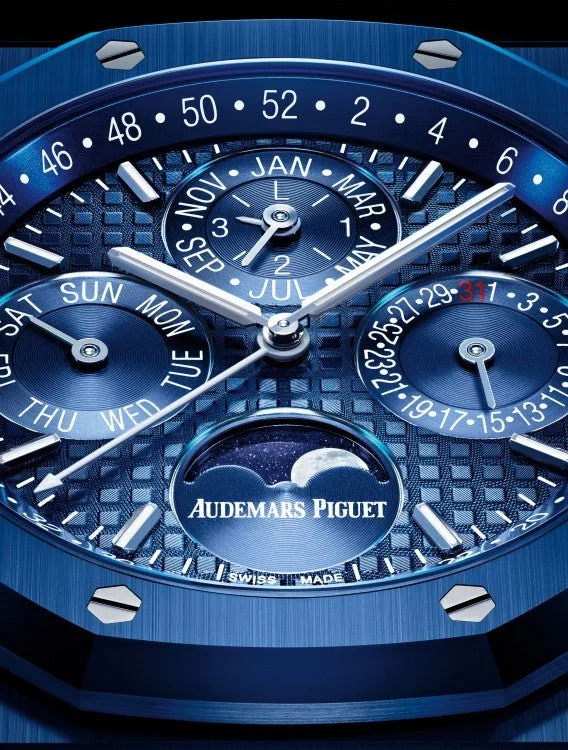 audemars-piguet-royal-oak-perpetual-calendar-blue-ceramic-ref-26579cs-oo-1225cs-01