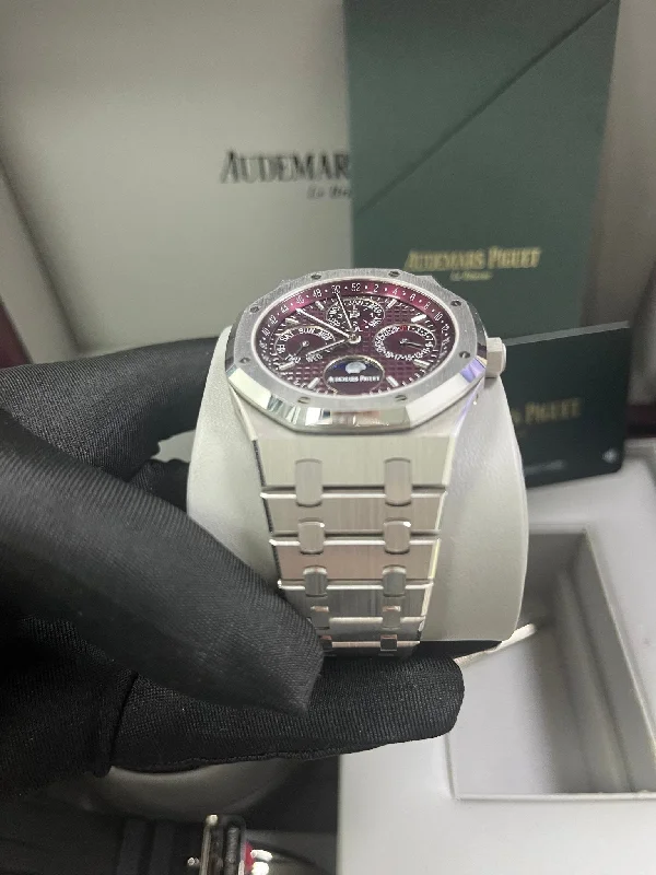 audemars-piguet-royal-oak-perpetual-calendar-special-edition-41mm-royal-oak-burgundy-dial-26574bc-oo-1220bc-01