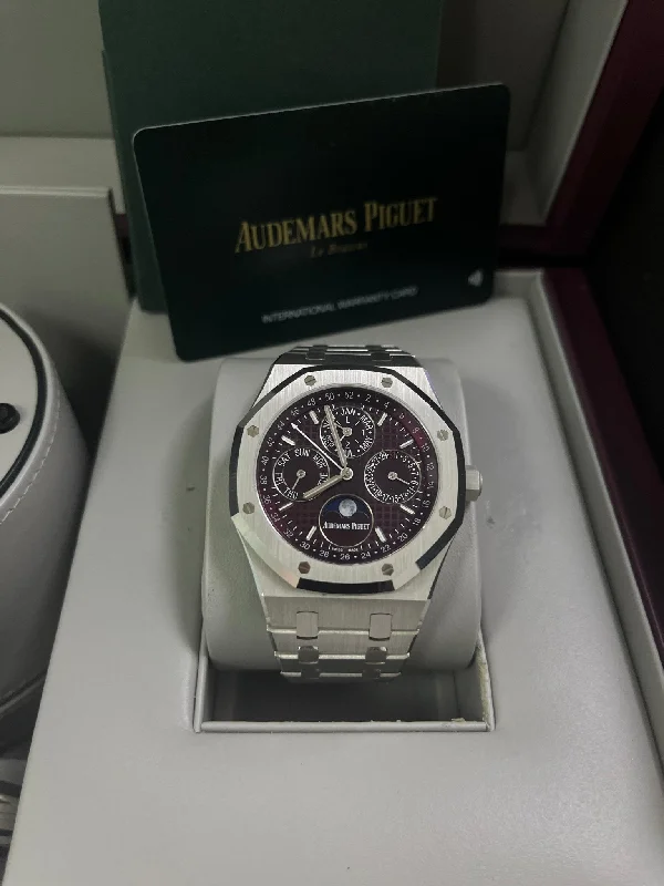 audemars-piguet-royal-oak-perpetual-calendar-special-edition-41mm-royal-oak-burgundy-dial-26574bc-oo-1220bc-01