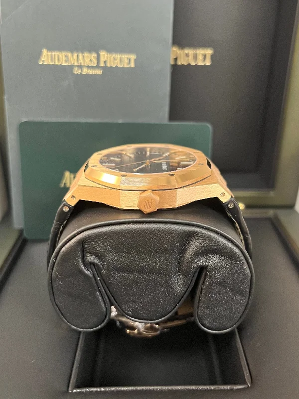 audemars-piguet-royal-oak-self-winding-rose-gold-with-black-leather-strap-ref-15500or-oo-d002cr-01