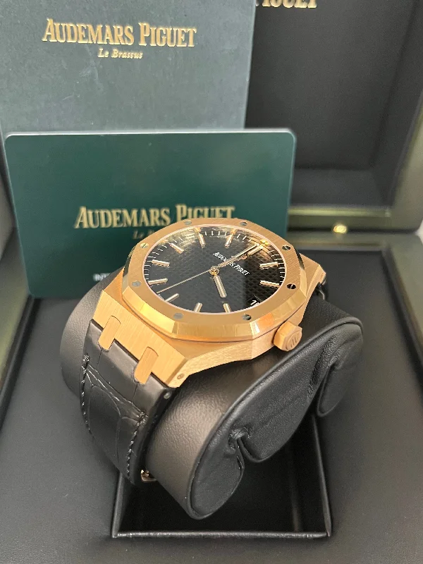 audemars-piguet-royal-oak-self-winding-rose-gold-with-black-leather-strap-ref-15500or-oo-d002cr-01