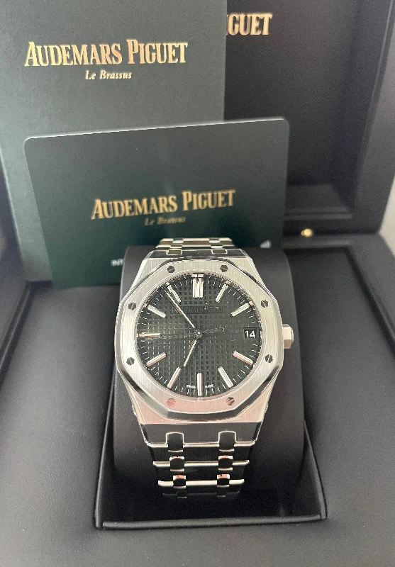 audemars-piguet-royal-oak-selfwinding-41-mm-stainless-steel-green-dial-15510st-oo-1320st-09