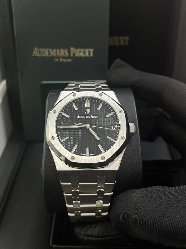 audemars-piguet-royal-oak-selfwinding-41mm-stainless-steel-black-dial-ref-15500st-oo-1220st-03