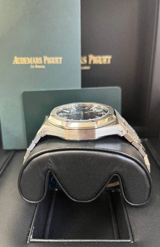 audemars-piguet-royal-oak-selfwinding-50th-anniversary-blue-dial-stainless-steel-41mm-15510st-oo-1320st