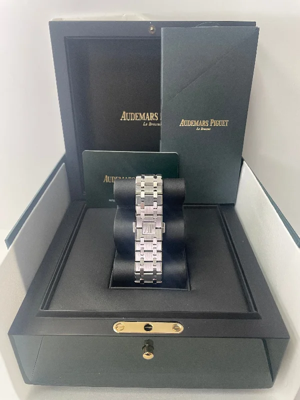 audemars-piguet-royal-oak-selfwinding-chronograph-50th-anniversary-steel-bracelet-black-dial-ref-26240st-oo-1320st-02