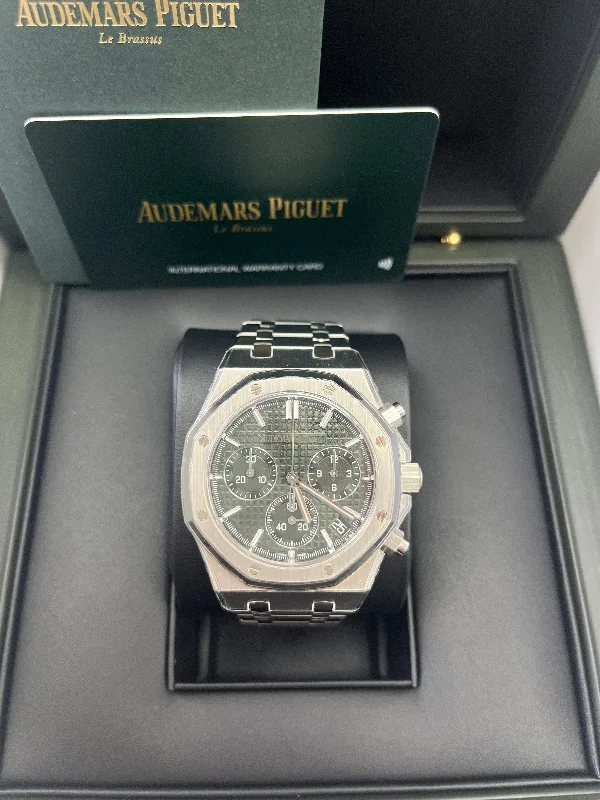 audemars-piguet-royal-oak-selfwinding-chronograph-50th-anniversary-steel-bracelet-green-dial-ref-26240st-oo-1320st-04