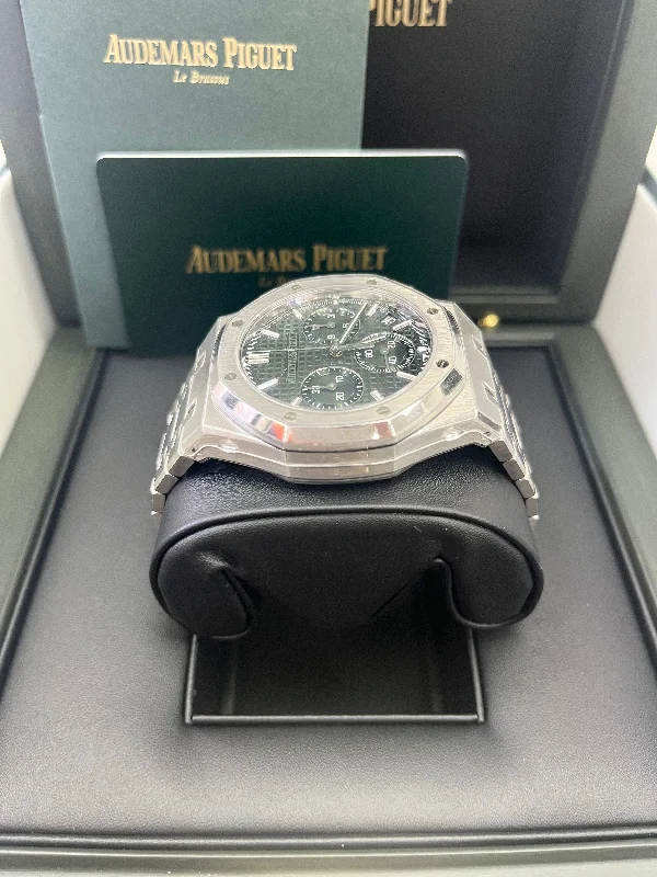 audemars-piguet-royal-oak-selfwinding-chronograph-50th-anniversary-steel-bracelet-green-dial-ref-26240st-oo-1320st-04