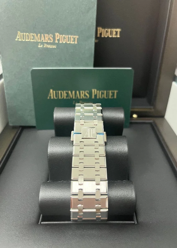 audemars-piguet-royal-oak-selfwinding-chronograph-50th-anniversary-steel-bracelet-white-dial-ref-26240st-oo-1320st-03