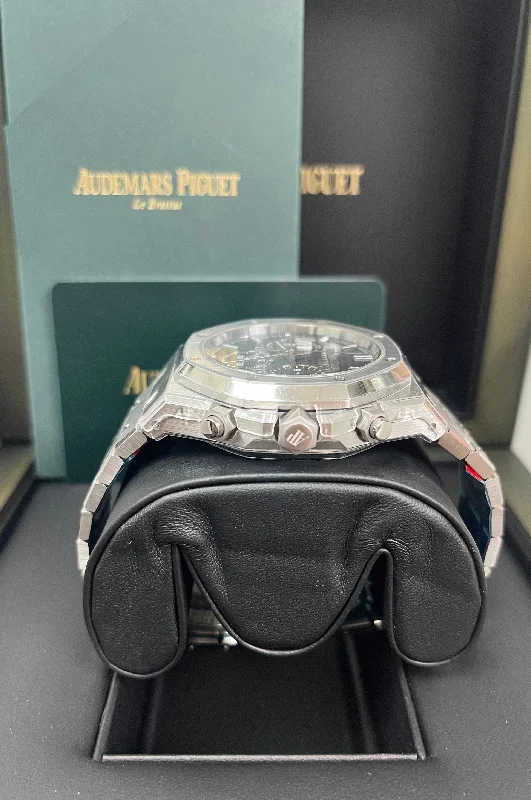 audemars-piguet-royal-oak-selfwinding-chronograph-steel-black-dial-41mm-reference-26240st-oo-1320st-06