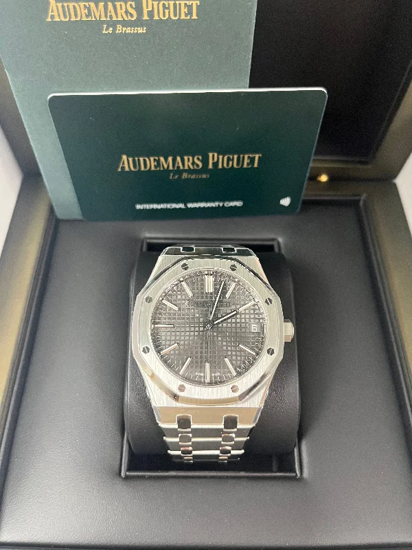 audemars-piguet-royal-oak-selfwinding-grey-dial-41mm-steel-ref-15510st-oo-1320st-10