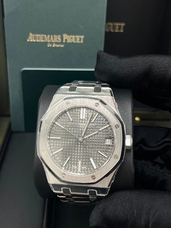 audemars-piguet-royal-oak-selfwinding-grey-dial-41mm-steel-ref-15510st-oo-1320st-10