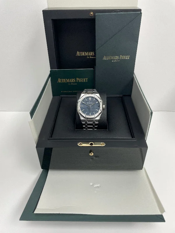 audemars-piguet-royal-oak-selfwinding-steel-41mm-blue-dial-ref-15500st-oo-1220st-01