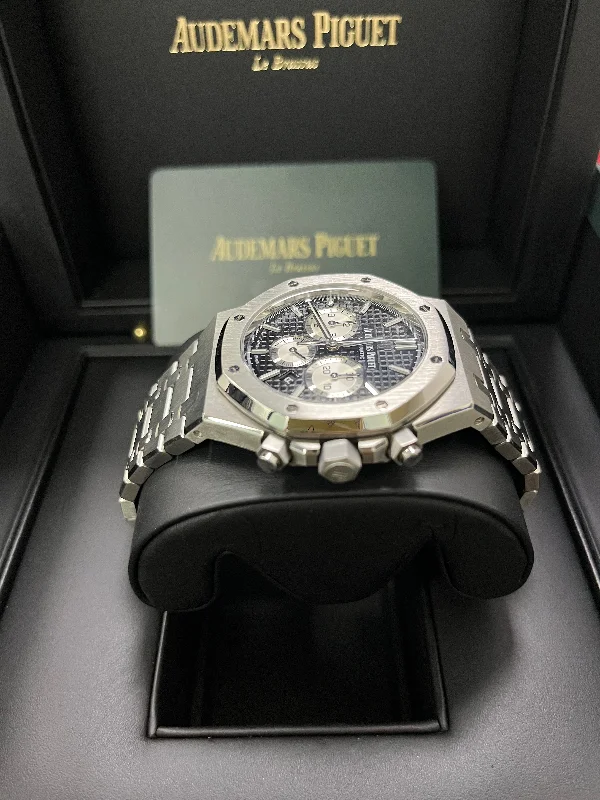 audemars-piguet-stainless-steel-chronograph-black-dial-white-sub-dial-ref-26331st-oo-1220st-02