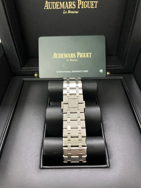 audemars-piguet-stainless-steel-chronograph-black-dial-white-sub-dial-ref-26331st-oo-1220st-02