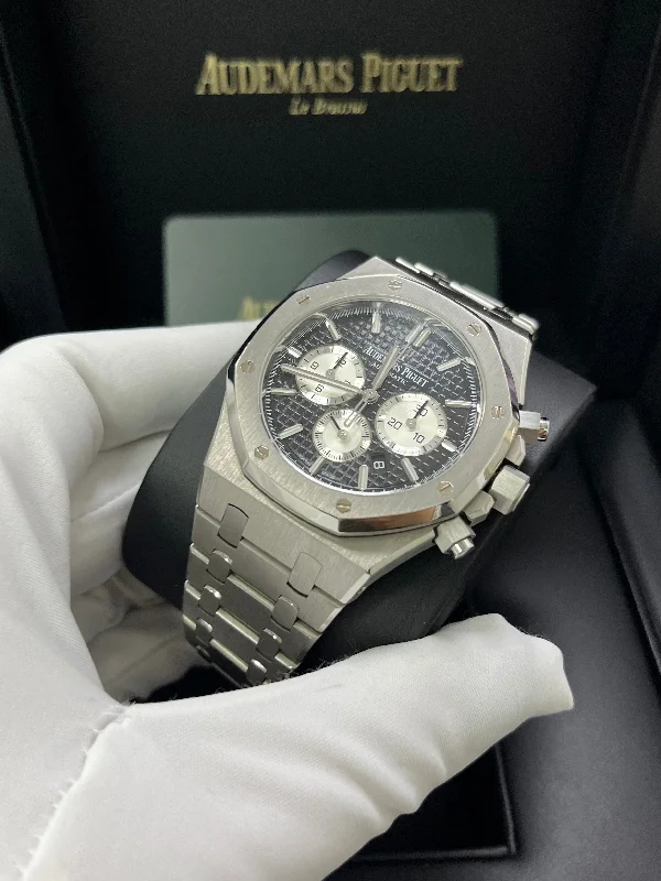 audemars-piguet-stainless-steel-chronograph-black-dial-white-sub-dial-ref-26331st-oo-1220st-02