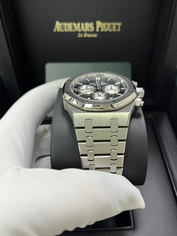 audemars-piguet-stainless-steel-chronograph-black-dial-white-sub-dial-ref-26331st-oo-1220st-02