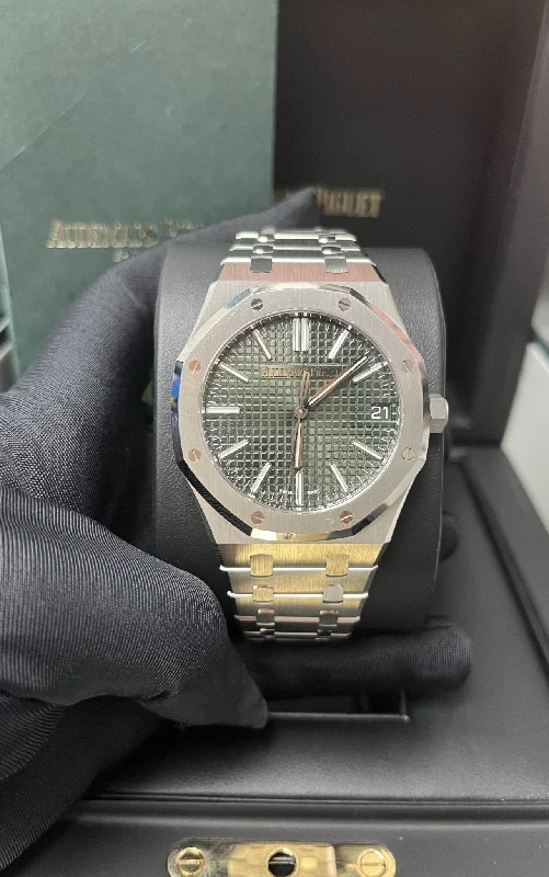 copy-of-audemars-piguet-royal-oak-50th-anniversary-green-dial-15510st-oo-1320st-04