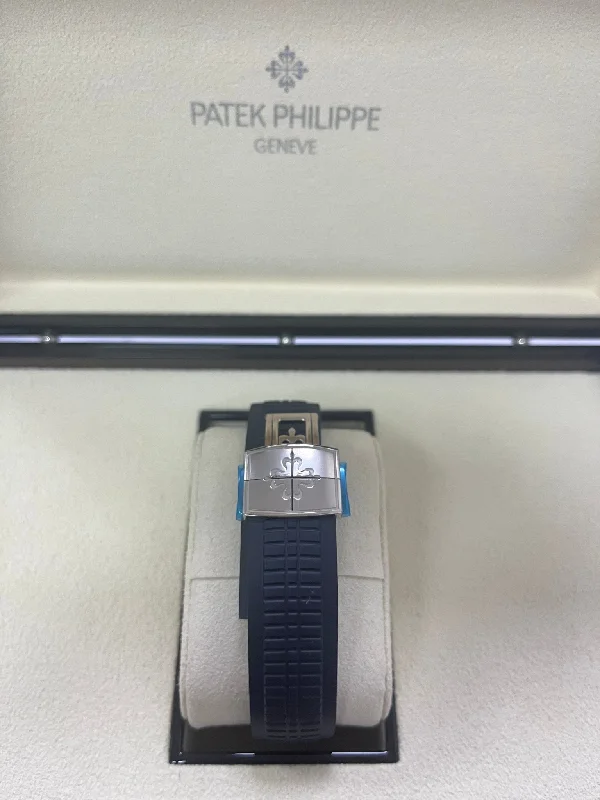 copy-of-patek-philippe-aquanaut-ref-5968g-001