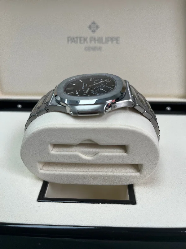 copy-of-patek-philippe-nautilus-moon-phase-stainless-steel-blue-date-dial-ref-5712-1a-001-sealed