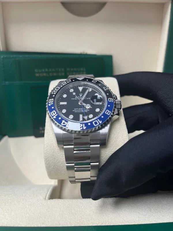 copy-of-rolex-gmt-master-ii-40-watch-black-and-blue-batman-bezel-black-dial-oyster-bracelet-ref-126710blnr-1