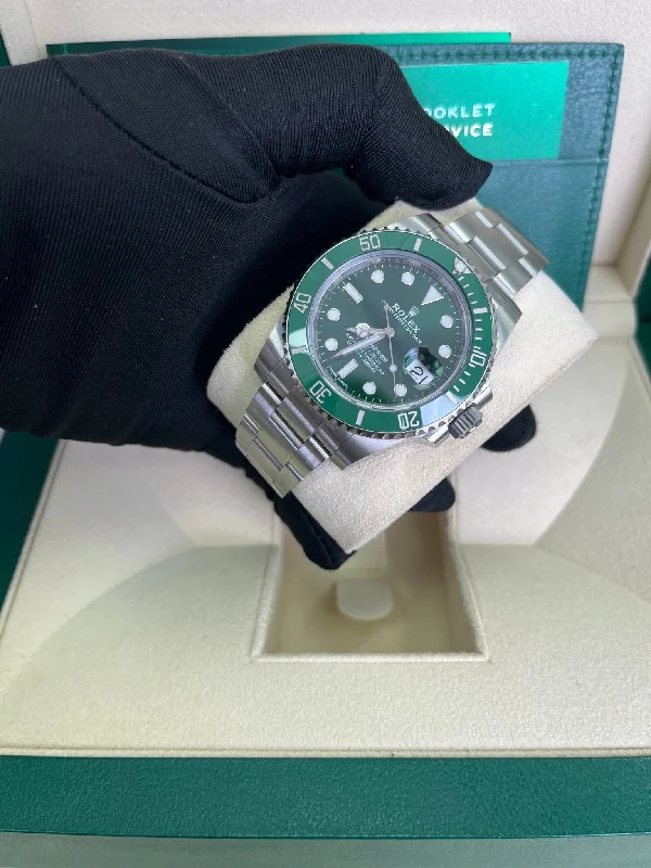 copy-of-rolex-submariner-stainless-steel-the-hulk-green-dial-cerachrom-bezel-ref-116610lv