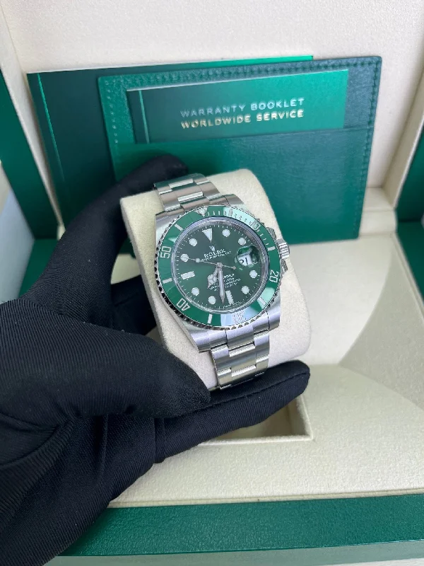 copy-of-rolex-submariner-stainless-steel-the-hulk-green-dial-cerachrom-bezel-ref-116610lv