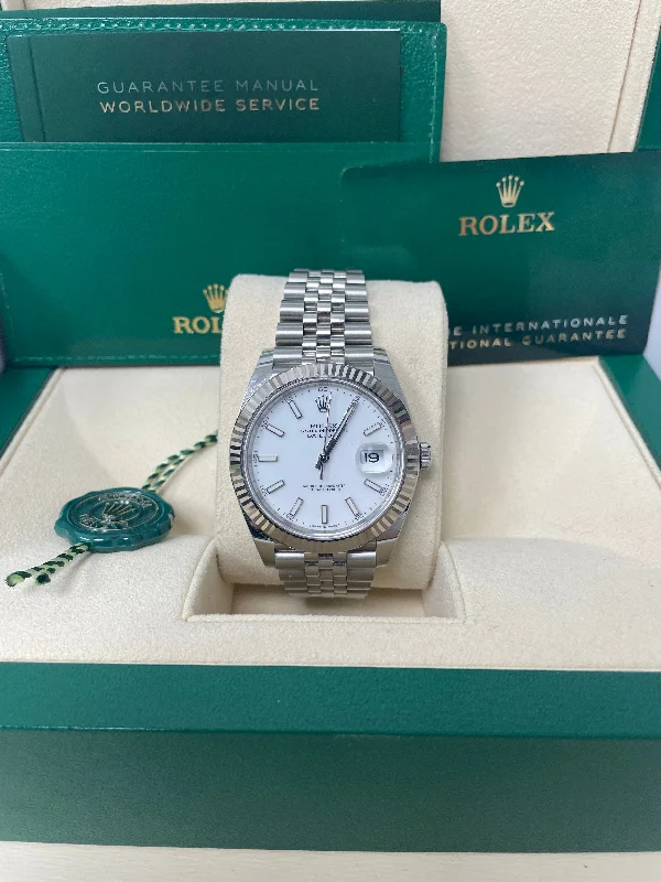 datejust-41-stainless-steel-white-gold-white-index-jubilee-bracelet-ref-126334