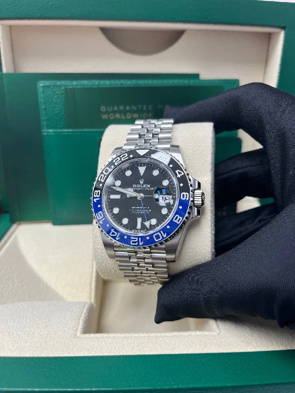 dmd-rolex-gmt-master-ii-the-batman-stainless-steel-black-and-blue-cerachrom-jubilee-ref-126710blnr