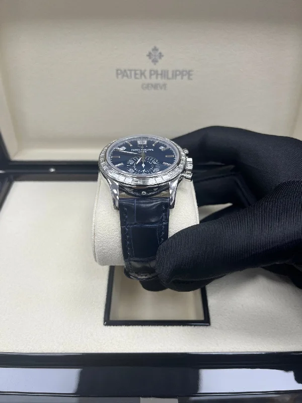 patek-philippe-annual-calendar-chronograph-blue-dial-5961p-001