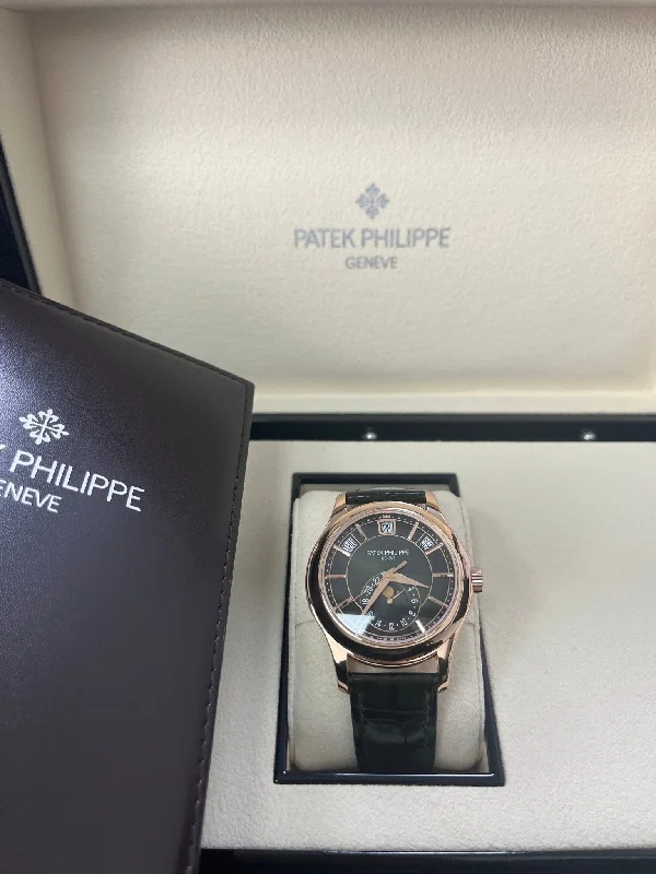 patek-philippe-annual-calendar-green-dial-annual-calendar-5205r-complications-self-winding-rose-gold