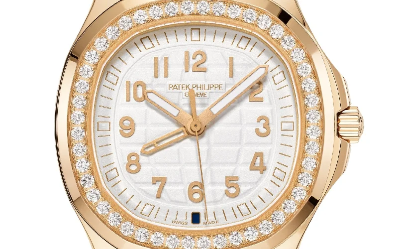 patek-philippe-aquanaut-ladies-white-dial-rose-gold-aquanaut-luce-travel-5269-200r