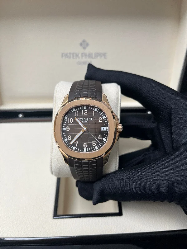 patek-philippe-aquanaut-rose-gold-40mm-brown-dial-5167-ref-5167r-001