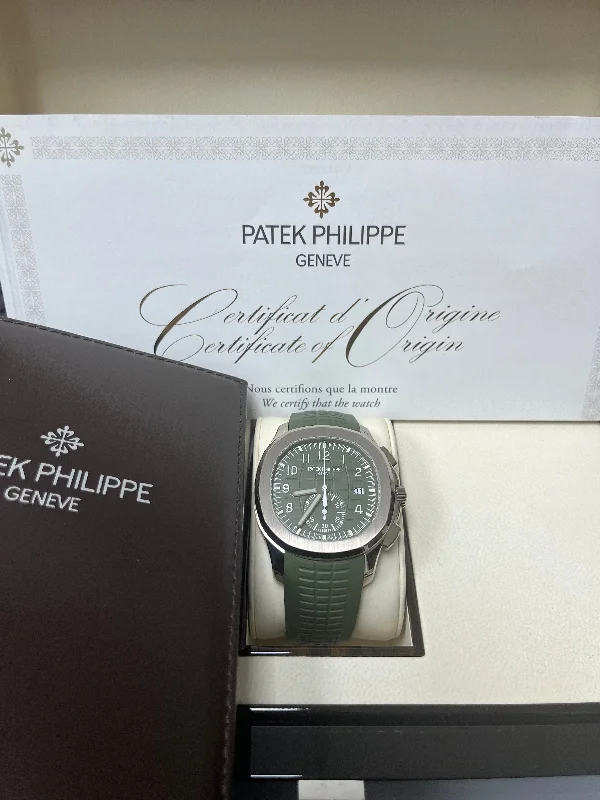 patek-philippe-aquanaut-self-winding-green-dial-ref-5968g-010