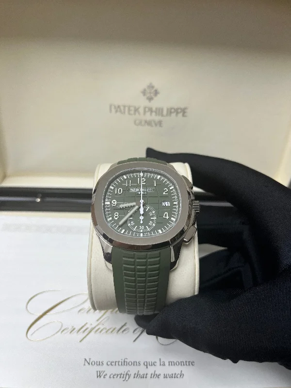 patek-philippe-aquanaut-self-winding-green-dial-ref-5968g-010