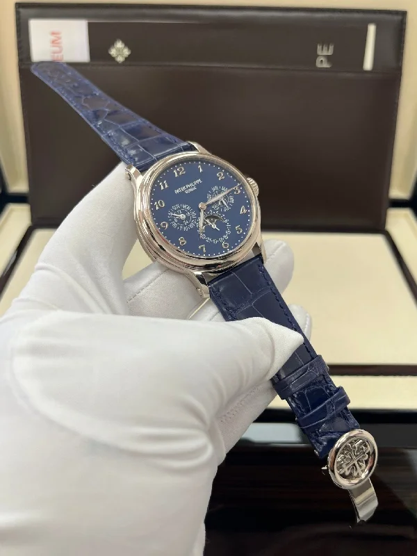 patek-philippe-minute-repeater-perpetual-calendar-grande-complication-white-gold-blue-dial-5374g-001