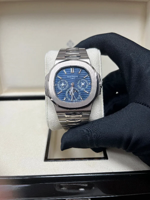 patek-philippe-nautilus-40mm-white-gold-perpetual-calendar-5740g-ref-5740-1g-001