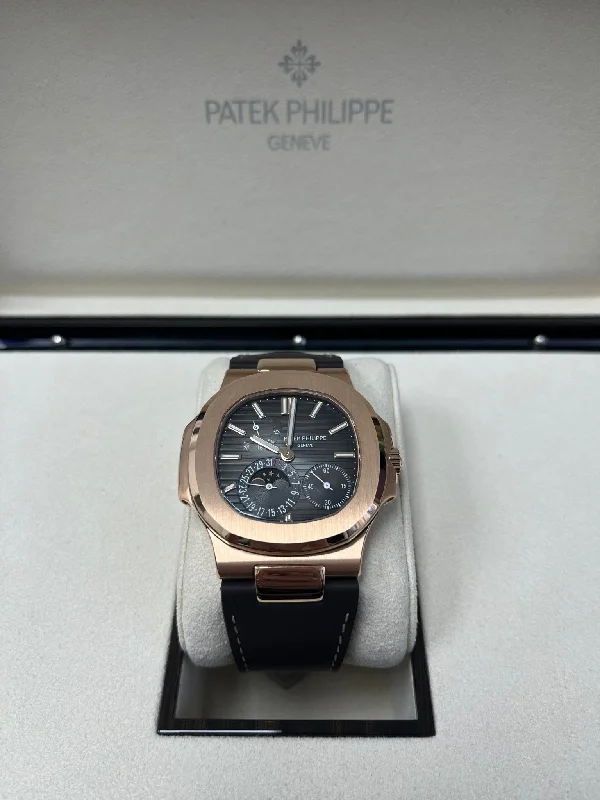 patek-philippe-nautilus-black-dial-ref-5712r-1