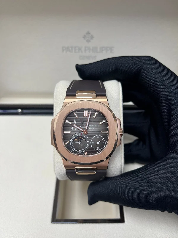 patek-philippe-nautilus-black-dial-ref-5712r-1