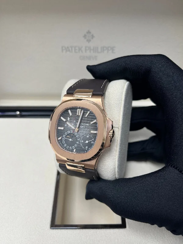 patek-philippe-nautilus-black-dial-ref-5712r-1