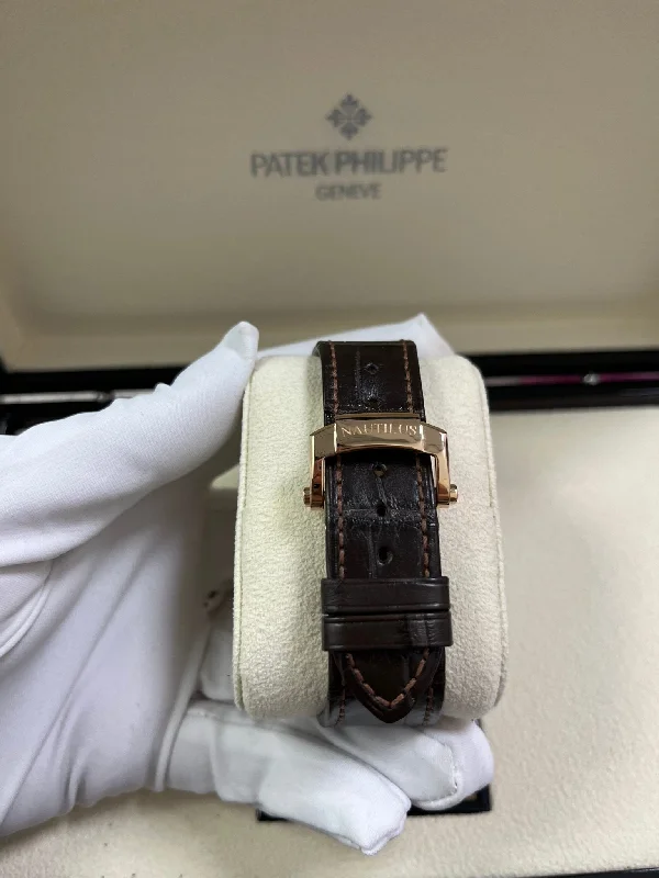 patek-philippe-nautilus-rose-gold-brown-leather-strap-ref-5980r