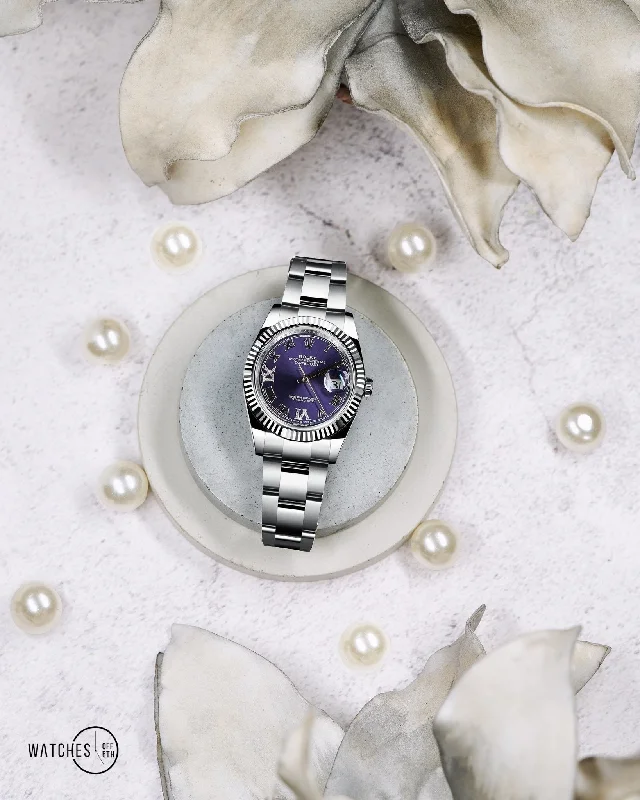 rolex-datejust-36-fluted-bezel-aubergine-purple-diamond-roman-vi-and-ix-dial-oyster-bracelet-ref-126234