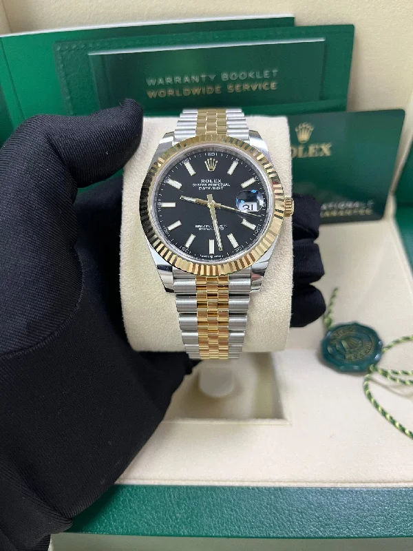 rolex-datejust-41-steel-and-yellow-gold-fluted-bezel-black-index-dial-jubilee-bracelet-126333