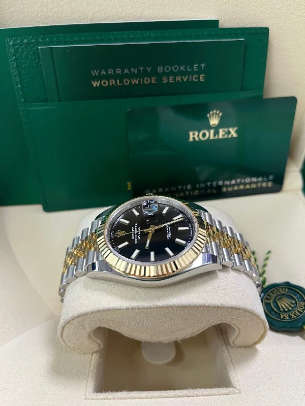 rolex-datejust-41-steel-and-yellow-gold-fluted-bezel-black-index-dial-jubilee-bracelet-126333