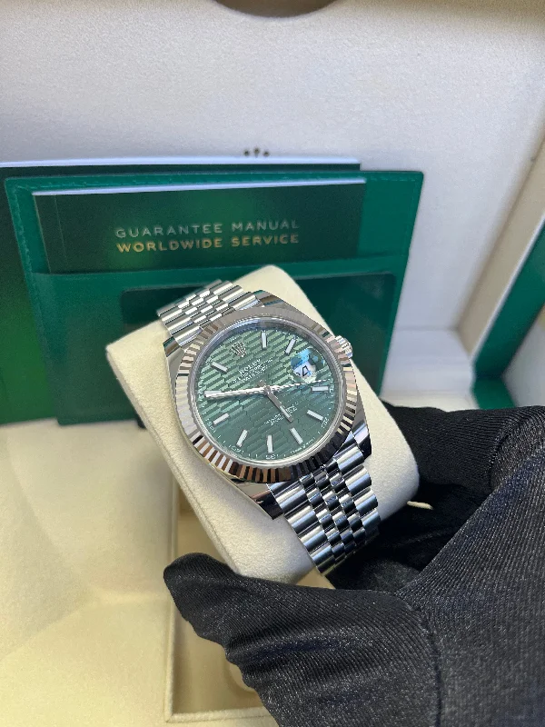 rolex-datejust-41mm-white-gold-steel-mint-green-fluted-motif-index-fluted-bezel-jubilee-reference-126334