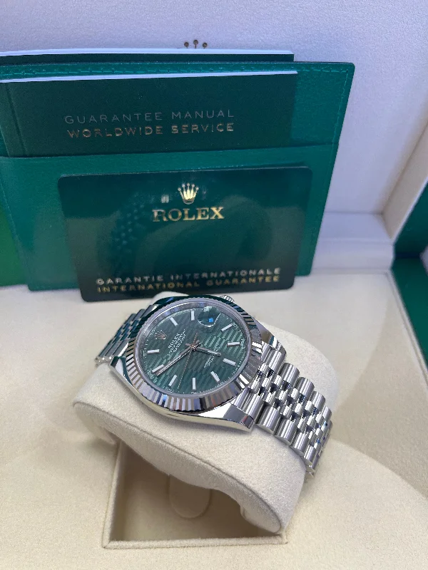 rolex-datejust-41mm-white-gold-steel-mint-green-fluted-motif-index-fluted-bezel-jubilee-reference-126334