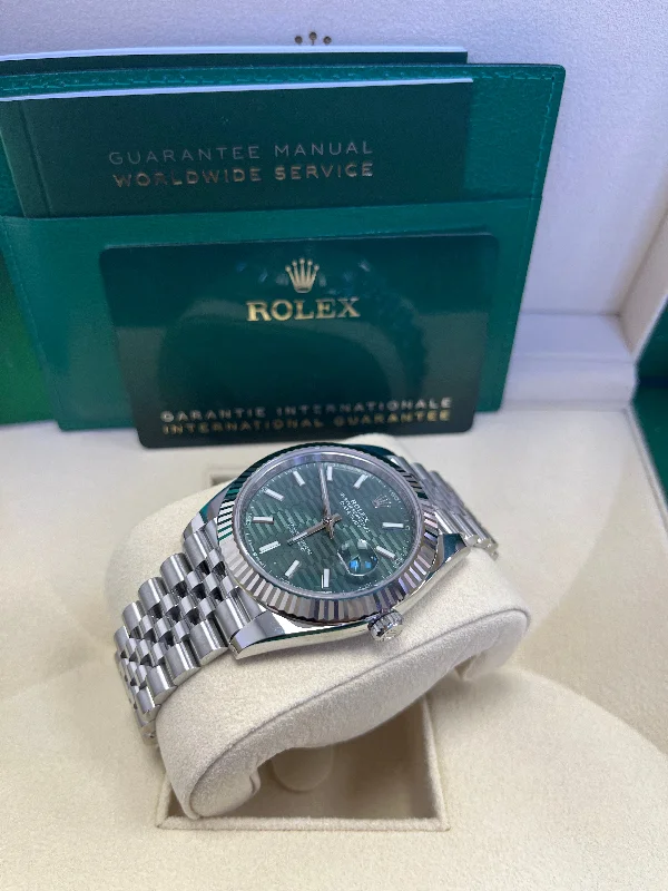 rolex-datejust-41mm-white-gold-steel-mint-green-fluted-motif-index-fluted-bezel-jubilee-reference-126334